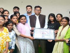 रायपुर : ‘नवगुरुकुल’ में छात्राओं से मिले वित्त मंत्री ओ.पी. चैधरी, आत्मविश्वास और सकारात्मक सोच से आगे बढ़ने की दी प्रेरणा