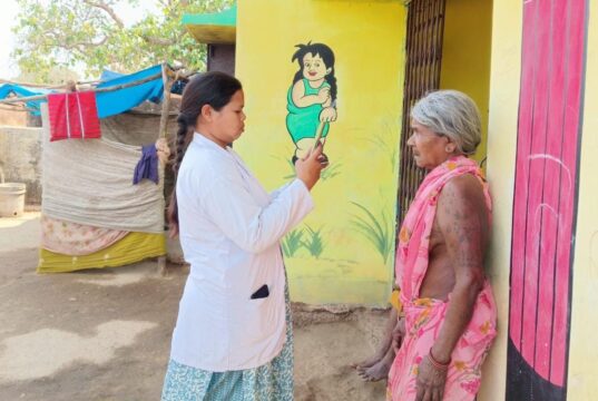 आयुष्मान और वय वंदन कार्ड वितरण में प्रदेश का अग्रणी जिला बना बस्तर, जिले में पदस्थ महिला शक्ति के सहयोग से हासिल हुई उपलब्धि…..