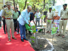 राज्यपाल श्री रमेन डेका ने ली रायपुर जिले में विकासखंड स्तरीय समीक्षा बैठक
