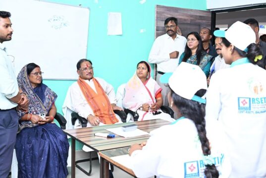 स्वरोजगार की राह पर बढ़ते कदम: मुख्यमंत्री विष्णुदेव साय ने RSETI में देखा ग्रामीण सशक्तिकरण का मॉडल…..