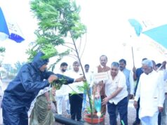 ‘एक पेड़ माँ के नाम’ अभियान से पर्यावरण संरक्षण का संदेश, मंत्री राजेश अग्रवाल ने किया वृक्षारोपण….