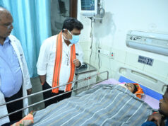 उप मुख्यमंत्री विजय शर्मा ने एम्स रायपुर में महाराष्ट्र सड़क हादसे के घायलों से की मुलाकात, विशेषज्ञ चिकित्सकों से उपचार की जानकारी लेकर बेहतर इलाज के दिए निर्देश…..