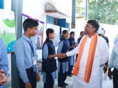 मेरे सपनों का भारत चित्रकला एवं भाषण प्रतियोगिता में बच्चों ने दिखाई प्रतिभा, वन मंत्री केदार कश्यप ने बच्चों का बढ़ाया उत्साह….