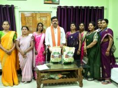 उप मुख्यमंत्री विजय शर्मा से मिलीं माँ दंतेश्वरी महिला किसान उत्पादक कंपनी की सदस्य, उप मुख्यमंत्री ने एनपीओपी प्रमाणन मिलने पर दी बधाई….