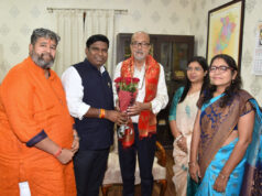 राज्यपाल रमेन डेका से कामधेनु विश्वविद्यालय के कार्य परिषद सदस्यों ने की भेंट, छत्तीसगढ़ के देशी गोवंश ‘कोसली’ के संरक्षण और संवर्धन पर हुई चर्चा….